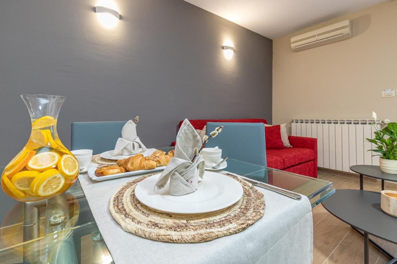 Apartment Complex Irena With Pool بوريتش المظهر الخارجي الصورة
